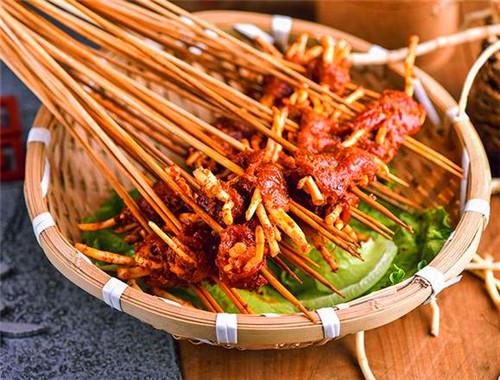 五五開(kāi)串串香加盟