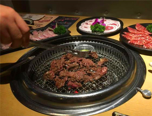 居酒屋烤肉加盟