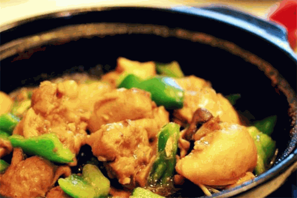 聞?dòng)淈S燜雞米飯加盟