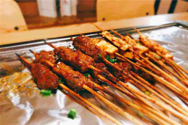 正哥牛肉串加盟