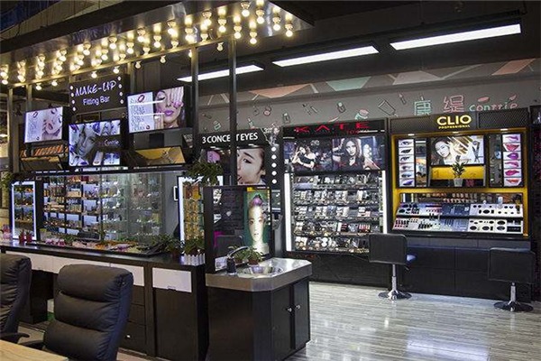 新潮風(fēng)暴潮品店加盟