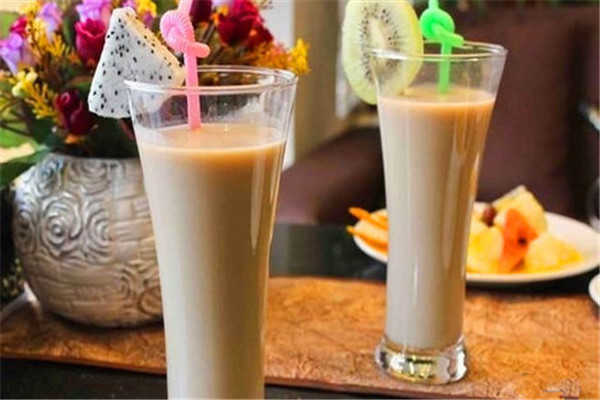 丁丁奶茶