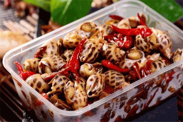 鹵小饞加盟