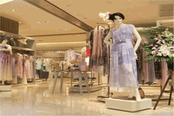 信達(dá)服裝加盟