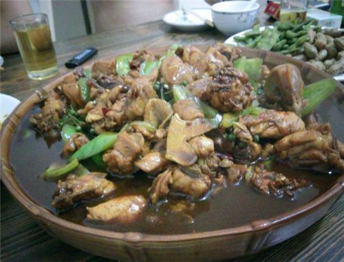 淄川農(nóng)家小灶花椒雞加盟