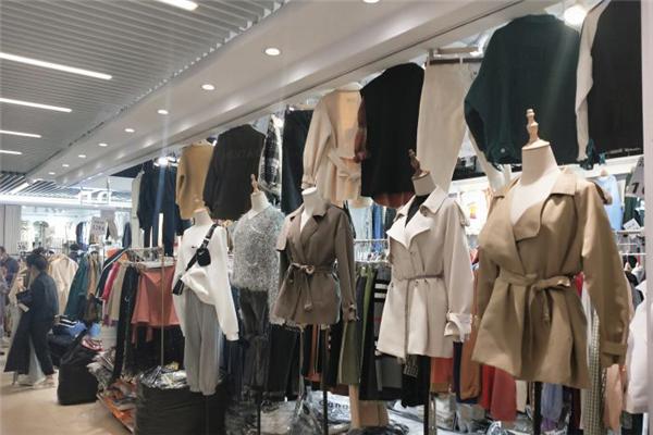 阿牛服飾加盟