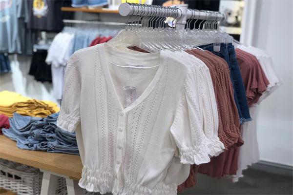 夢中美服飾加盟