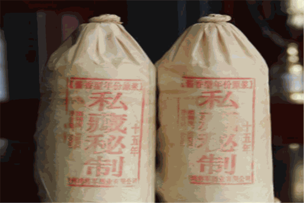 鴻大酒業(yè)加盟