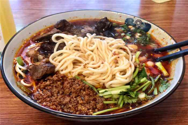 黑小面加盟