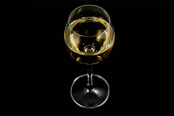 中奧酒業(yè)加盟