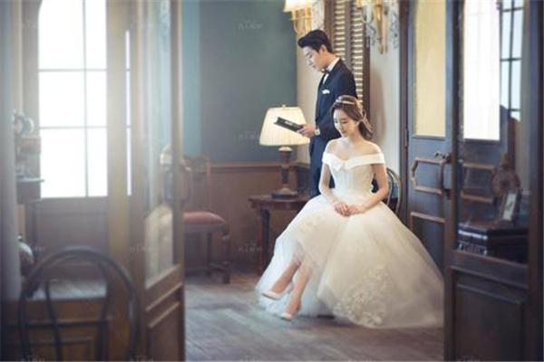 名人婚紗攝影加盟
