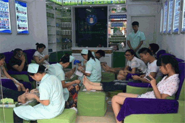 灰甲靚衛(wèi)生用品加盟