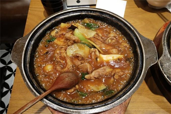 喜辣屋小雞小魚