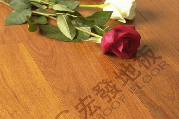 宏發(fā)地板加盟