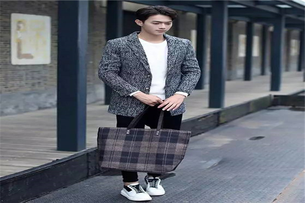 創(chuàng)普衛(wèi)男裝加盟