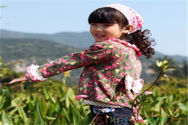 麥肯邦尼童裝