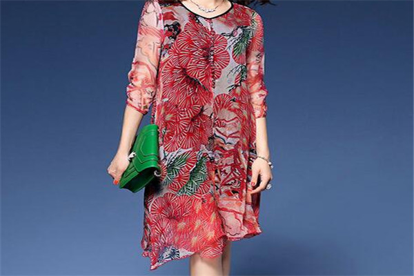 邑品女裝加盟