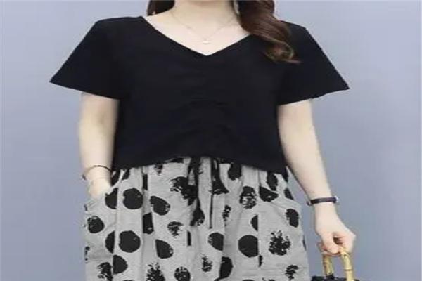 錦億女裝