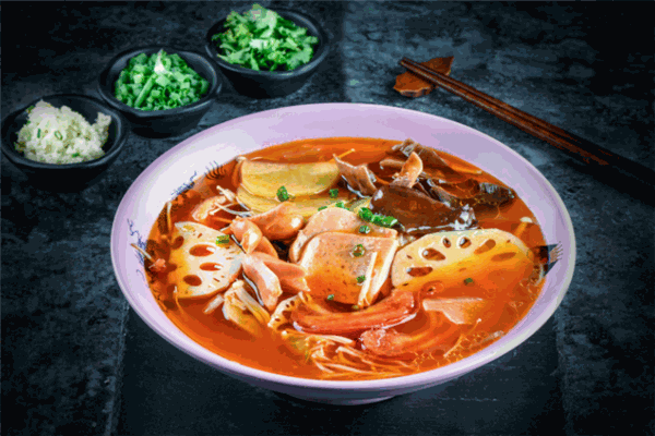 九霄云外冒菜王加盟