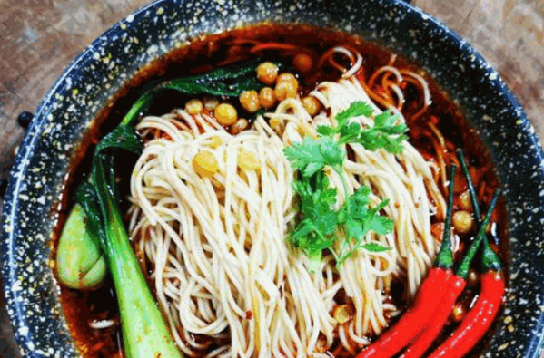 源佳川米線怎么樣?費(fèi)用多少錢?