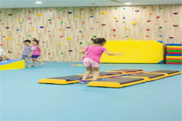 小象皮尼兒童體適館