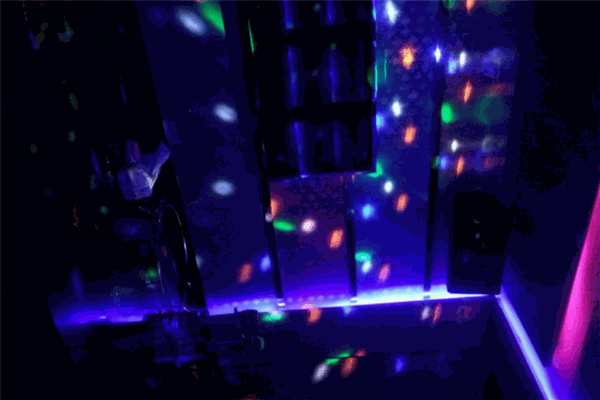 繽紛KTV加盟