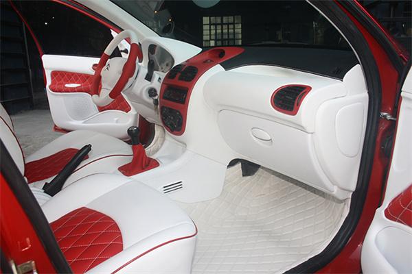 領(lǐng)航舵汽車裝飾加盟