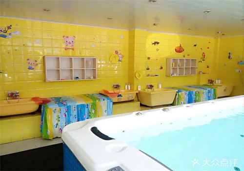 七彩泡泡嬰童館加盟