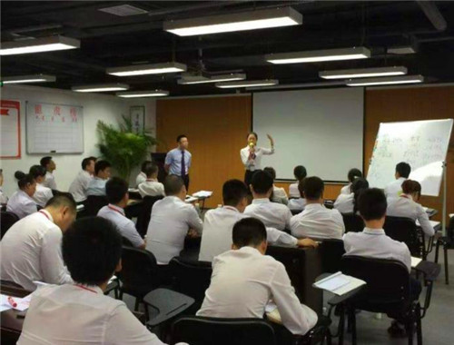 智易德金口才培訓(xùn)加盟