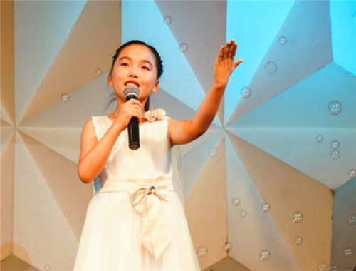 胡焱喬演講口才訓練加盟