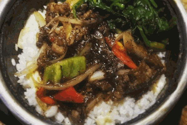 珠珠里拌飯屋費(fèi)用多少錢?
