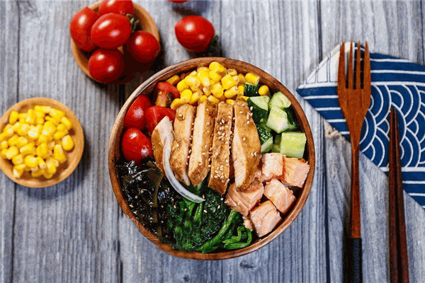 SALADBAR輕食加盟