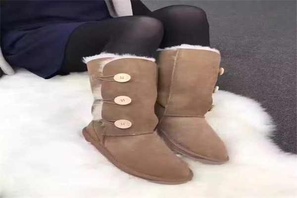 ever雪地靴