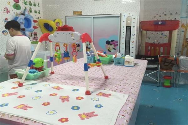 貝貝屋母嬰生活館加盟