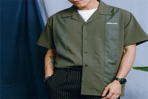 拓荒者服飾加盟