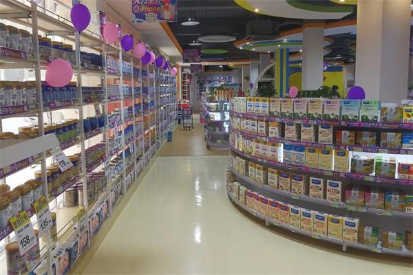 丑丑嬰兒用品店加盟