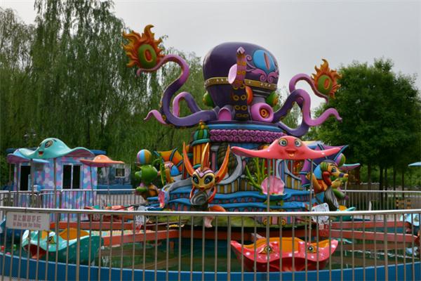 中東七彩城兒童游樂(lè)場(chǎng)