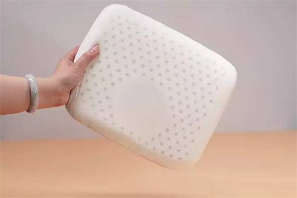 優(yōu)必思嬰兒用品加盟