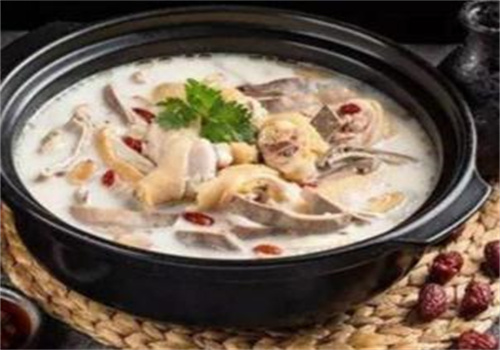 湯有范廣式豬肚雞湯飯加盟