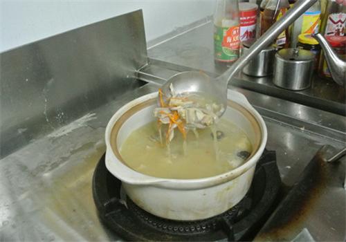 錦鴻豬肚雞