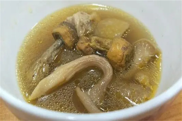 鑫鑫豬肚雞加盟