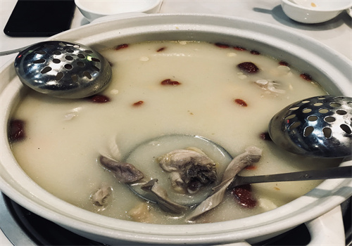 品鑫豬肚雞