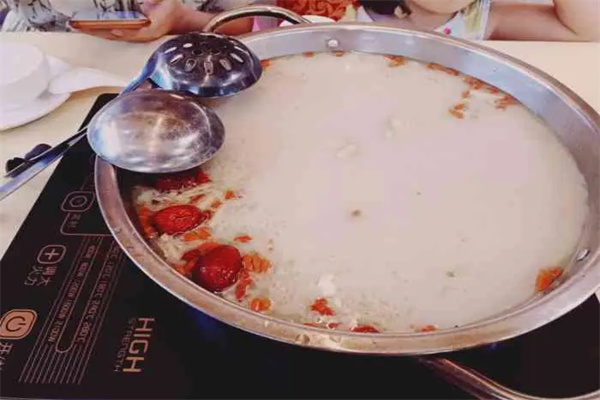 明香豬肚雞