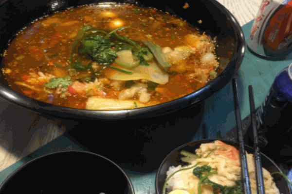 樸小樹(shù)冒菜加盟
