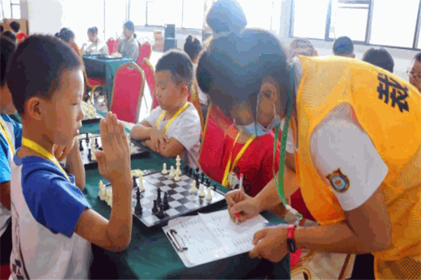 王冠國際象棋加盟