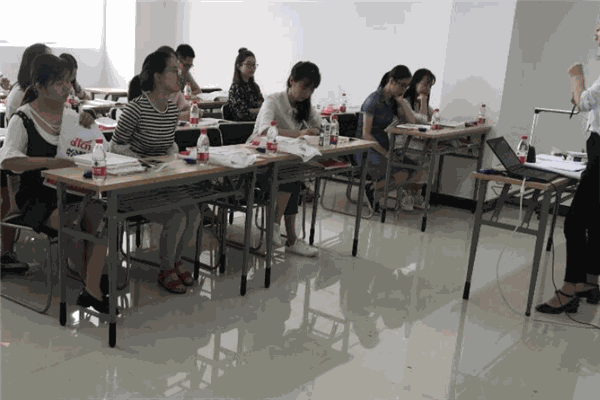 匯百智教育加盟