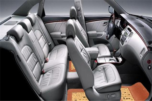 愛(ài)車(chē)主汽車(chē)用品加盟