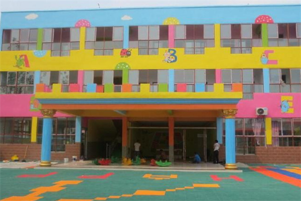 凱斯國(guó)際幼兒園加盟