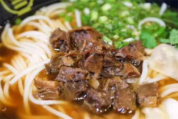 云落原湯牛雜粉加盟
