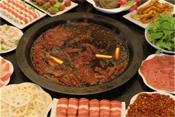 彩鹿鮮牛肉自助火鍋